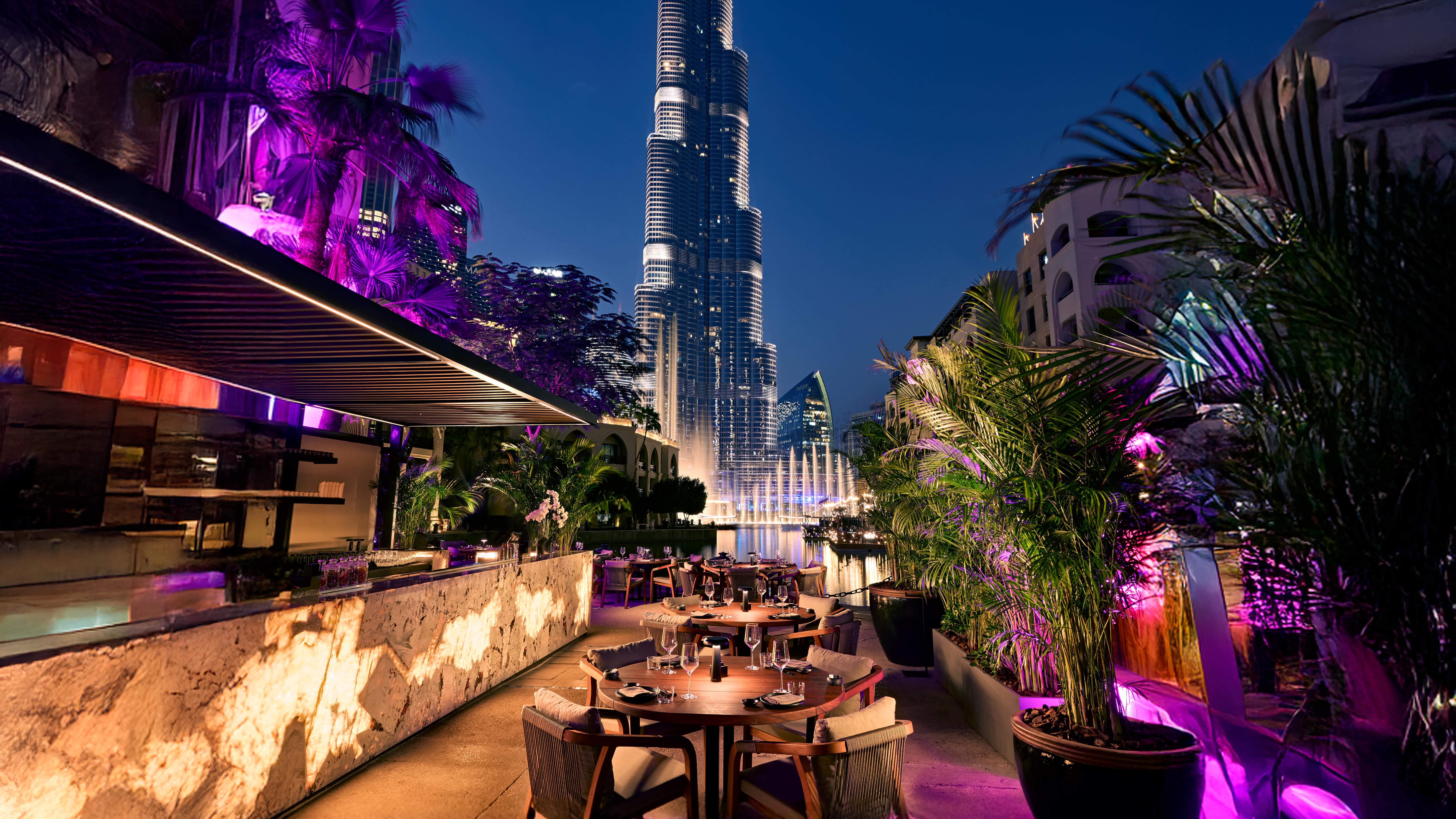 Hero_expand_1080x1920-min